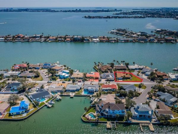 5815 BALI WAY S, ST PETE BEACH, FL 33706