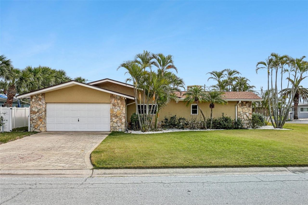 5815 Bali Way S, Saint Pete Beach, FL 33706 Photo