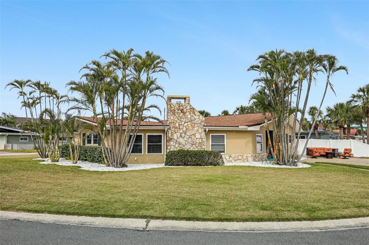 5815 Bali Way S, Saint Pete Beach, FL 33706 Photo
