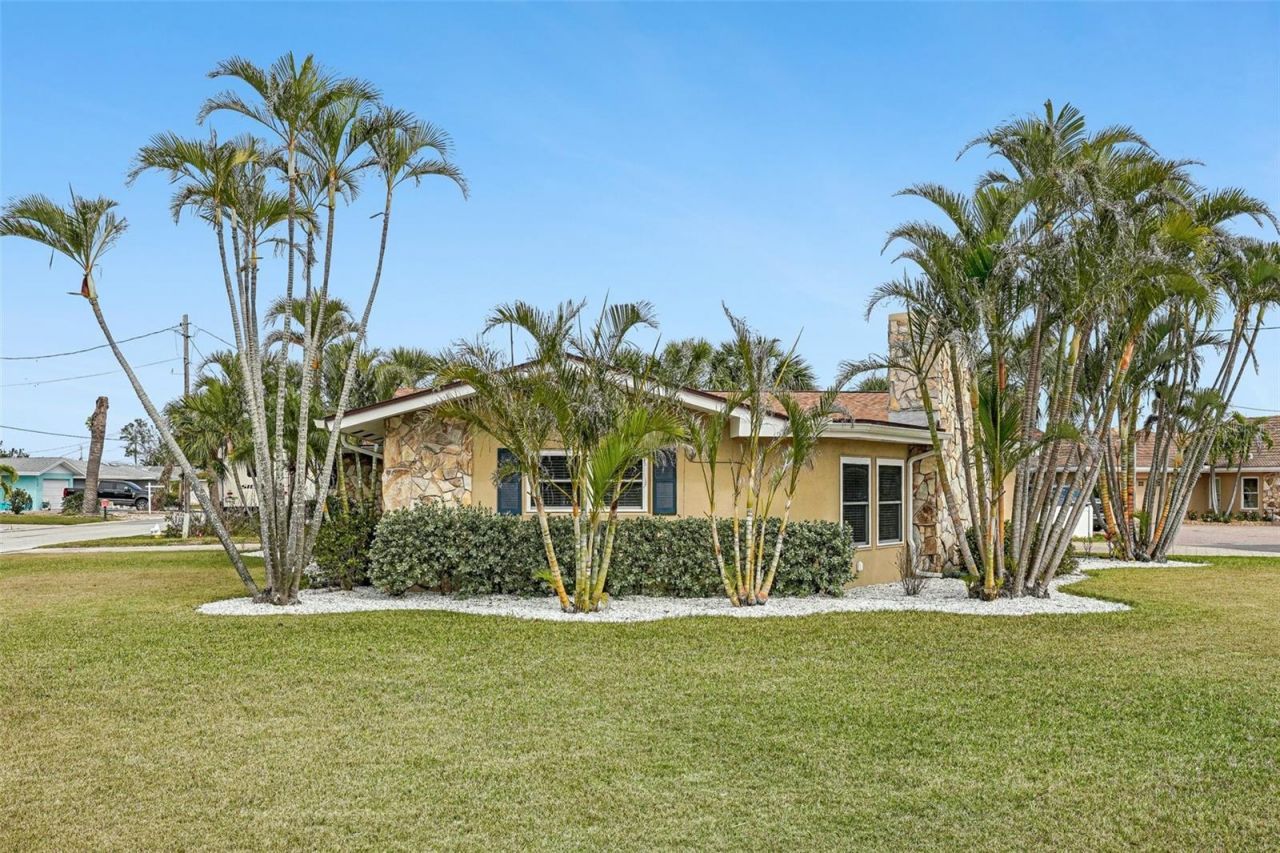 5815 Bali Way S, Saint Pete Beach, FL 33706 Photo