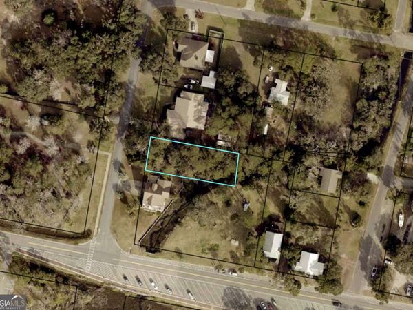 102 Bartlett Street, St. Marys, GA 31558