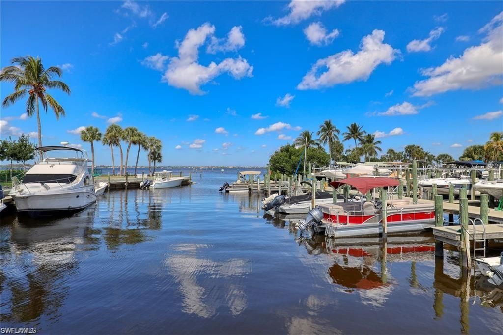 14500 Laguna Dr, Fort Myers, FL 33908 Photo