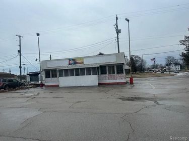 500 WASHINGTON Avenue, Bay City, MI 48708