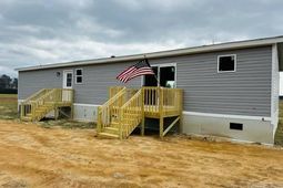 472 Rosemary Street photo 4