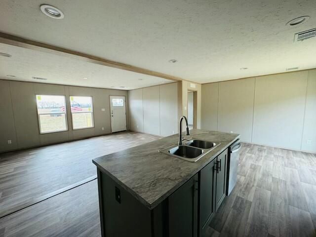 472 Rosemary Street Photo 6