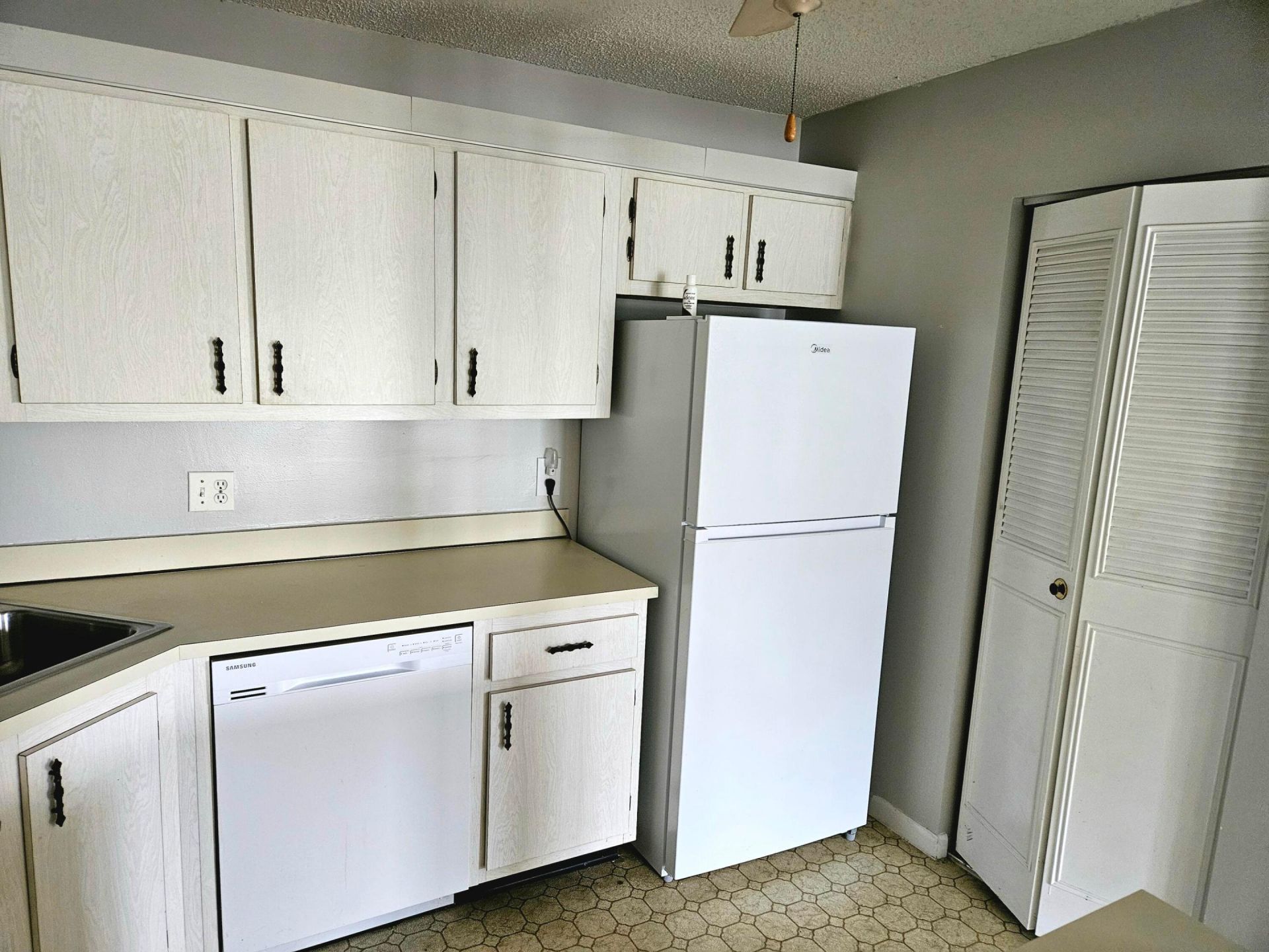 5991 Whispering Pine Way, Unit D-2, Greenacres, FL 33463 Photo