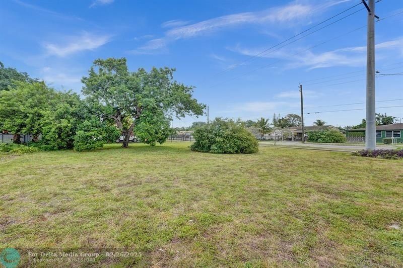 1895 NW 58th Street, Miami, FL 33142 Photo