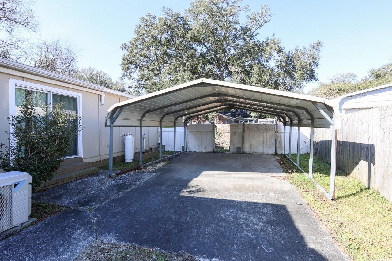 1841 Jasper St. Photo 31