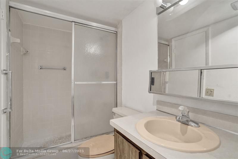 131 SE 3rd Ave, Unit 304, Dania Beach, FL 33004 Photo