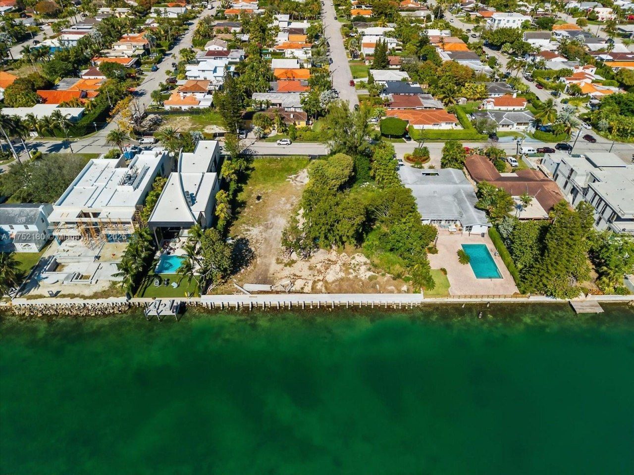 700 88th St, Surfside, FL 33154 Photo