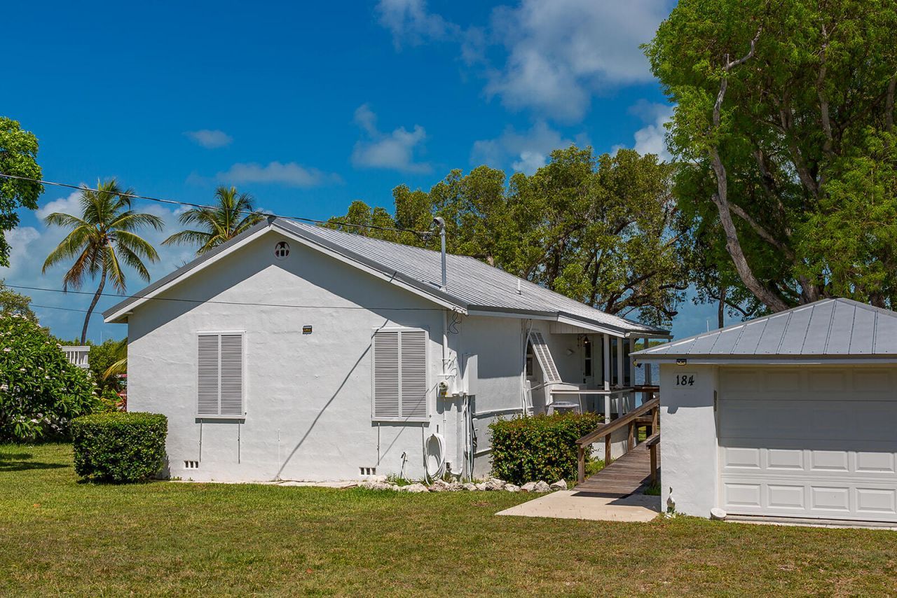 184 Harborview Drive, Tavernier, FL 33070 Photo