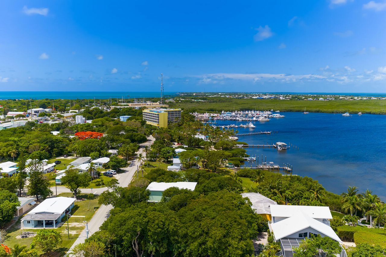 184 Harborview Drive, Tavernier, FL 33070 Photo