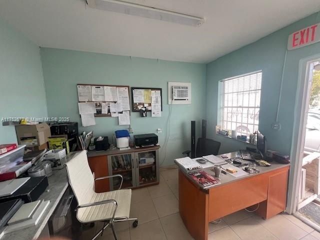 517 NE 2nd Ave, Hallandale Beach, FL 33009 Photo