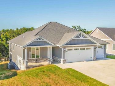 269 W Canterbury, Bronston, KY 42518