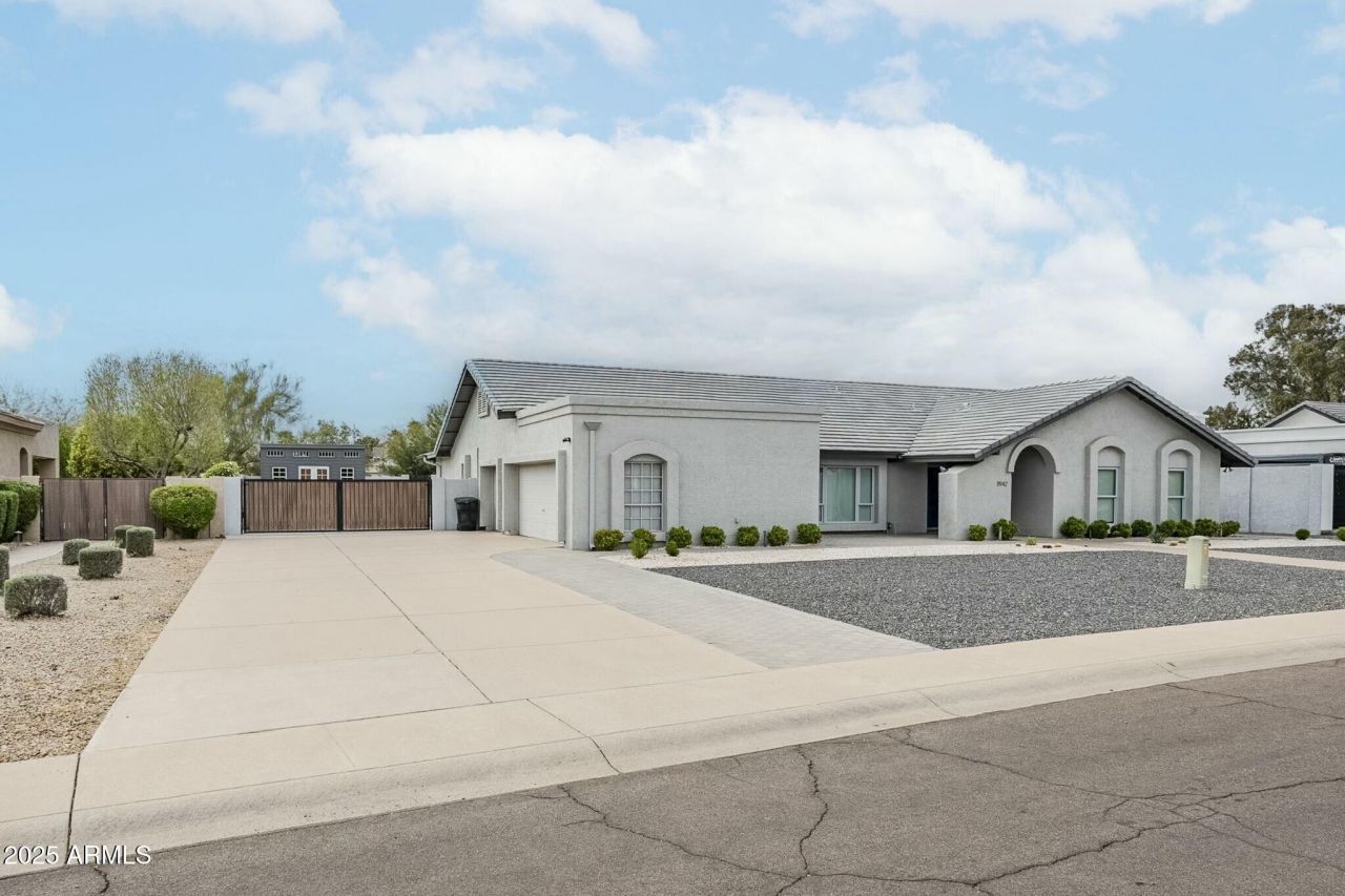 11942 N 95th Street, Scottsdale, AZ 85260 Main Photo