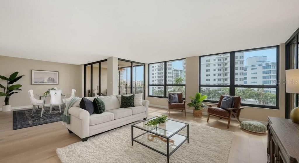 11 Sunset Drive, Unit 303, Sarasota, FL 34236 Photo