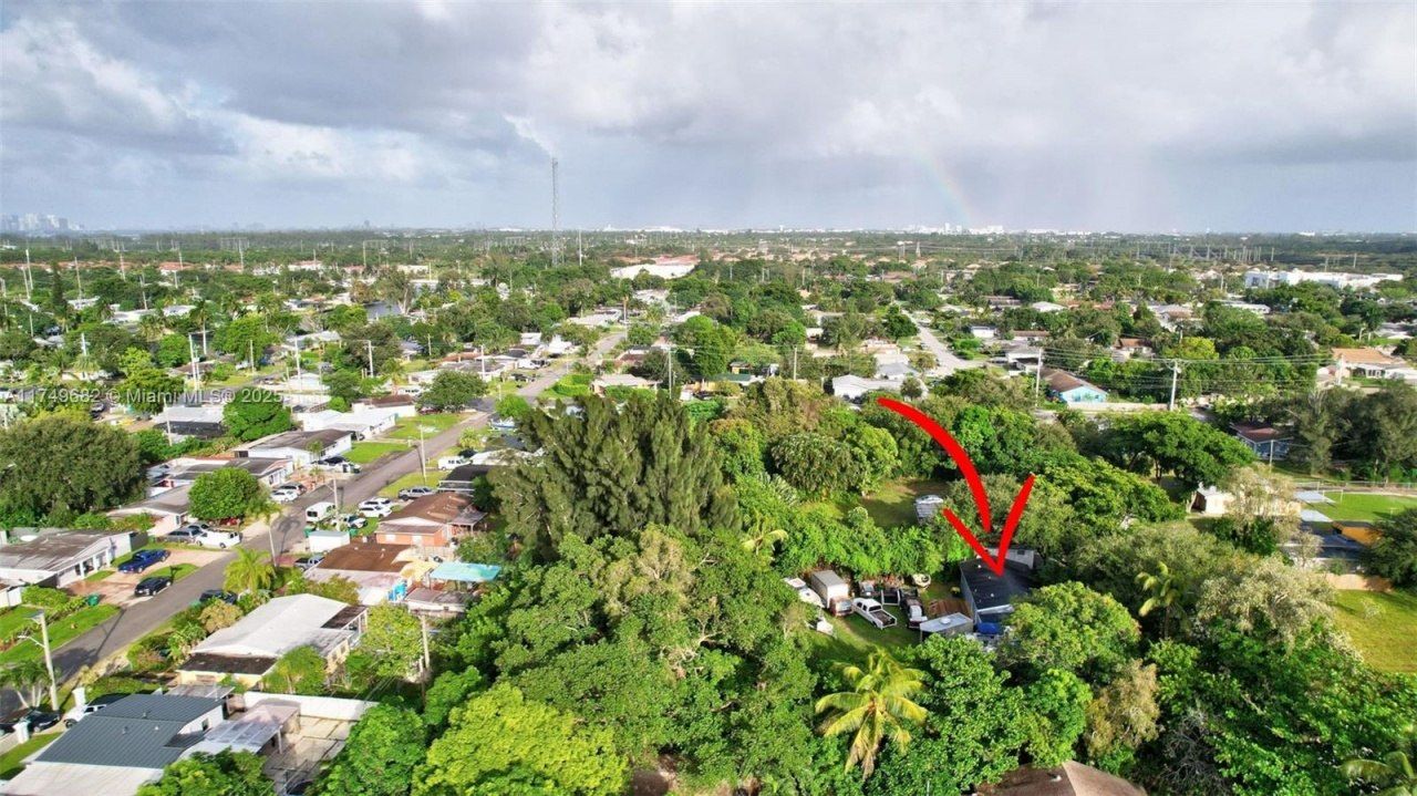 4381 SW 51st St, Dania Beach, FL 33314 Photo