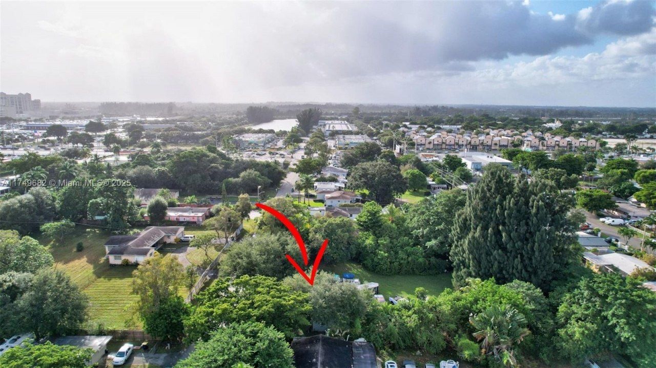 4381 SW 51st St, Dania Beach, FL 33314 Photo