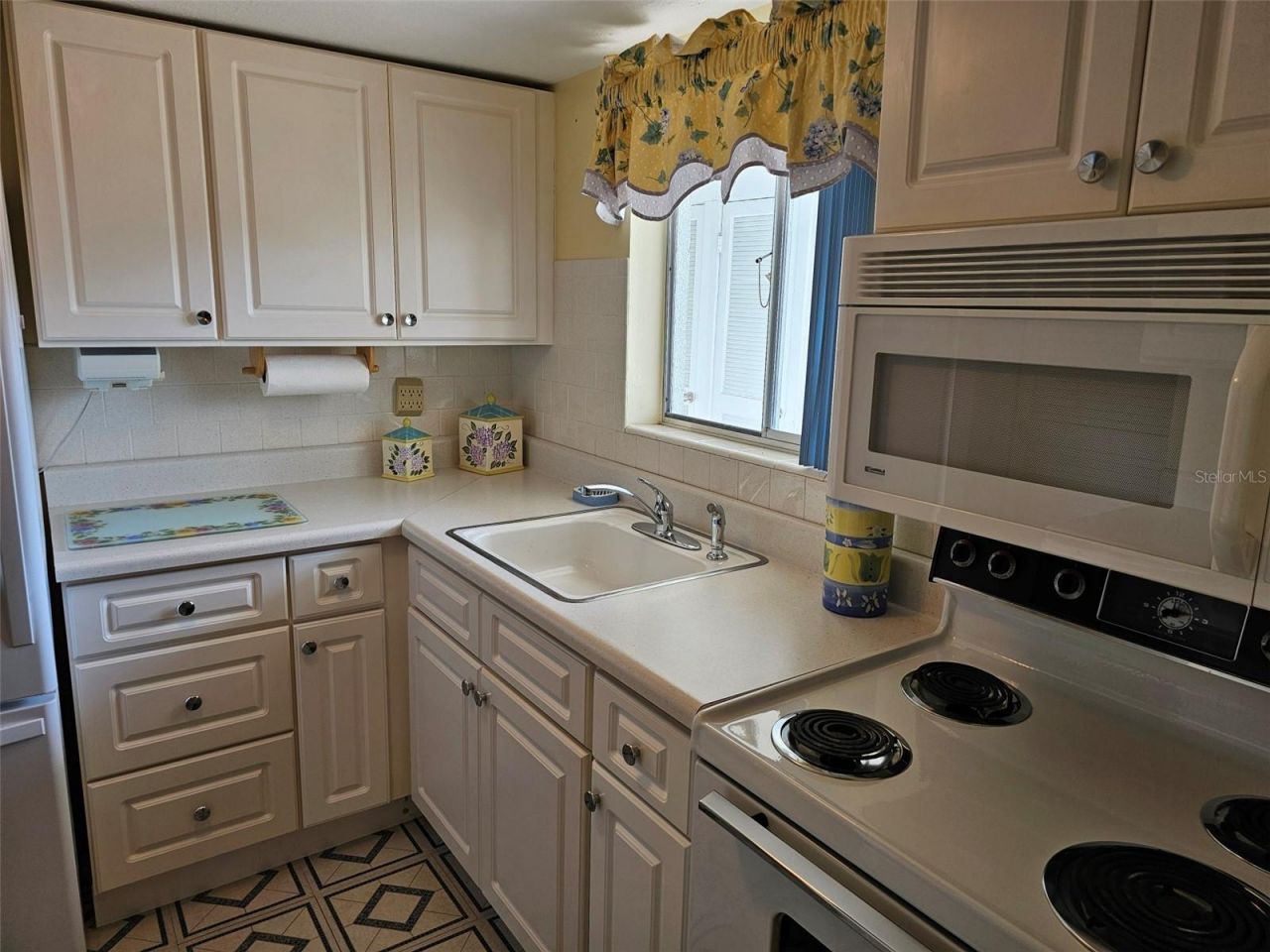 5906 Garden Lane, Unit A22, Bradenton, FL 34207 Photo