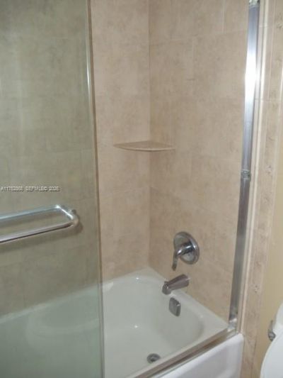 2020 NE 135th St, Unit 904, North Miami, FL 33181 Photo