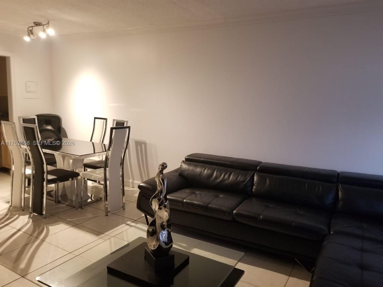 2020 NE 135th St, Unit 904, North Miami, FL 33181 Photo