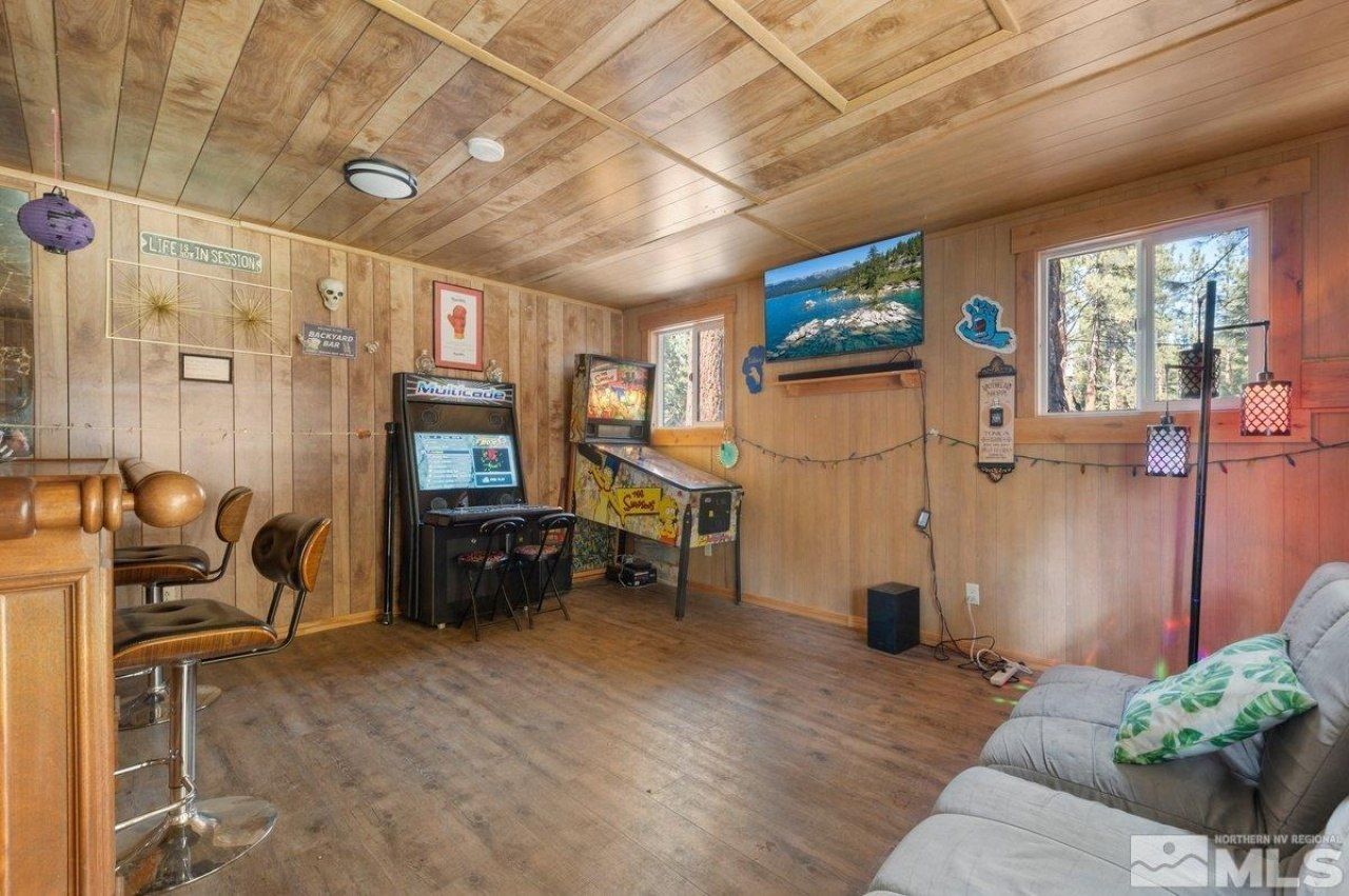 190 Meadow, Stateline, NV 89449 Photo