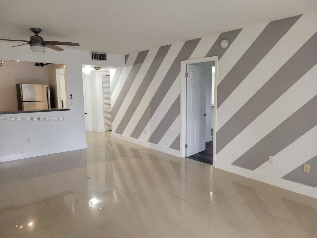 1470 NE 123rd St, Unit A204, North Miami, FL 33161 Photo