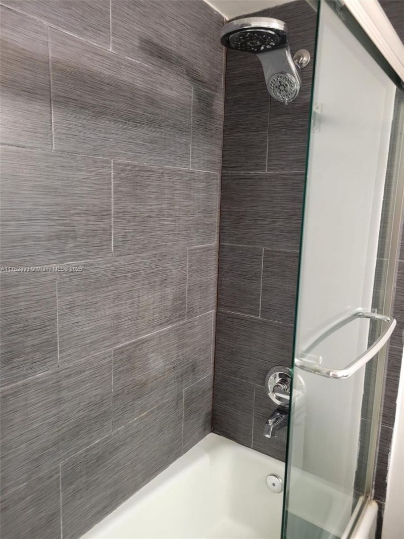 1470 NE 123rd St, Unit A204, North Miami, FL 33161 Photo