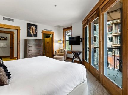 8001 Northstar Drive, Truckee, CA 96161 Photo