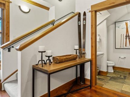 8001 Northstar Drive, Truckee, CA 96161 Photo