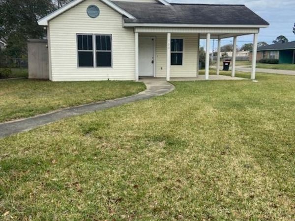 100 Antelope Court, Lafayette, LA 70501