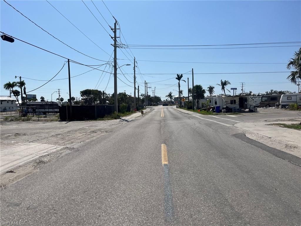 1100 Main St, Fort Myers Beach, FL 33931 Photo