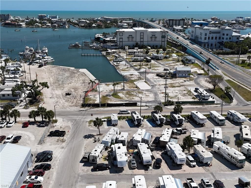 1100 Main St, Fort Myers Beach, FL 33931 Photo