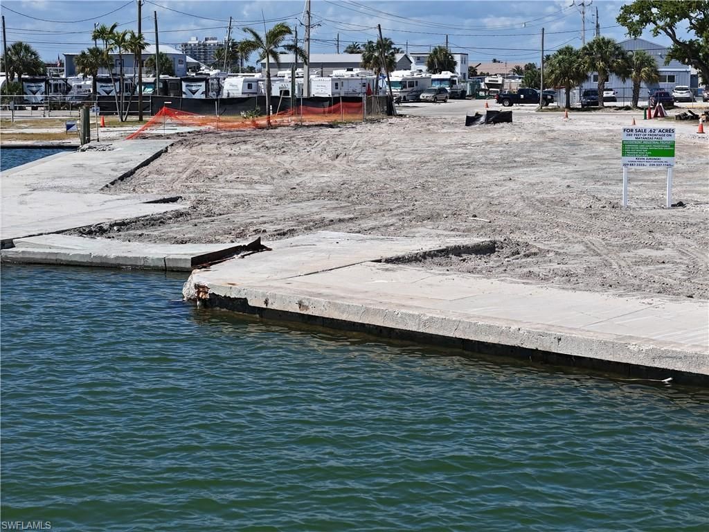 1100 Main St, Fort Myers Beach, FL 33931 Photo