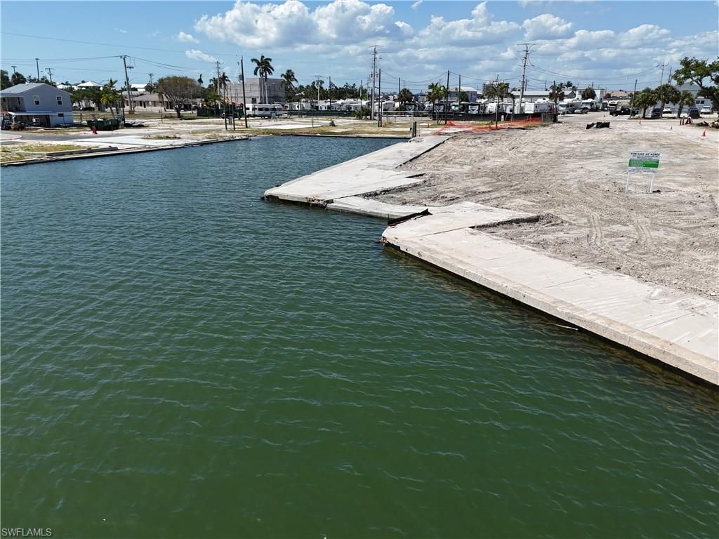 1100 Main St, Fort Myers Beach, FL 33931 Photo