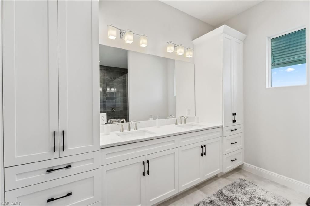 428 SW 53rd Ter, Cape Coral, FL 33914 Photo