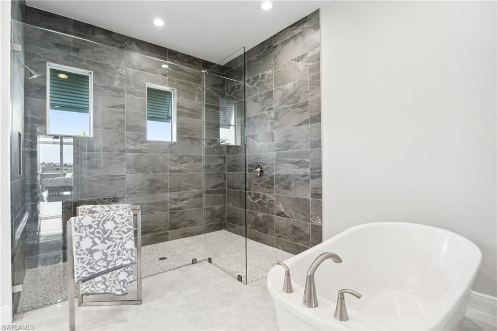 428 SW 53rd Ter, Cape Coral, FL 33914 Photo