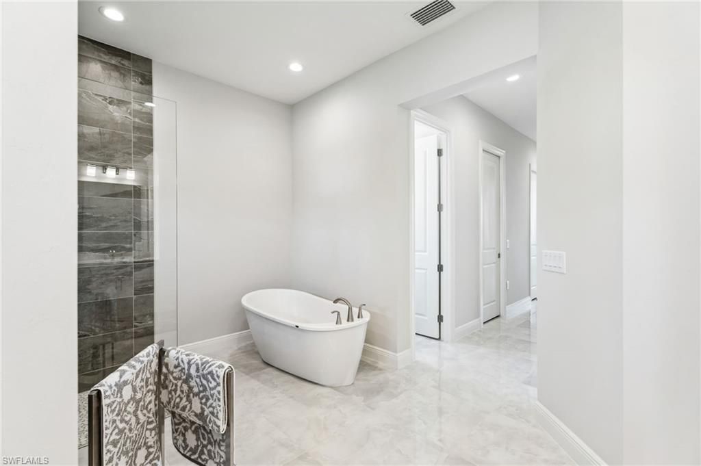 428 SW 53rd Ter, Cape Coral, FL 33914 Photo