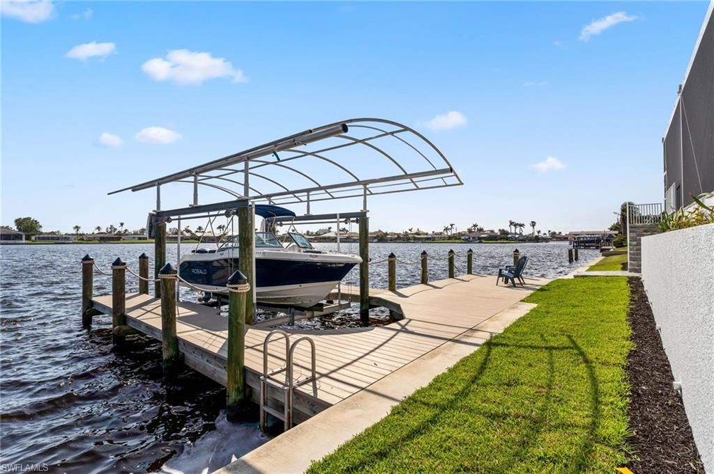 428 SW 53rd Ter, Cape Coral, FL 33914 Photo