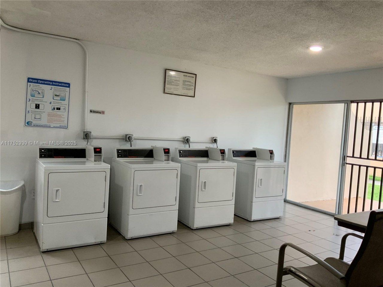 8889 Fontainebleau Blvd, Unit 403, Miami, FL 33172 Photo