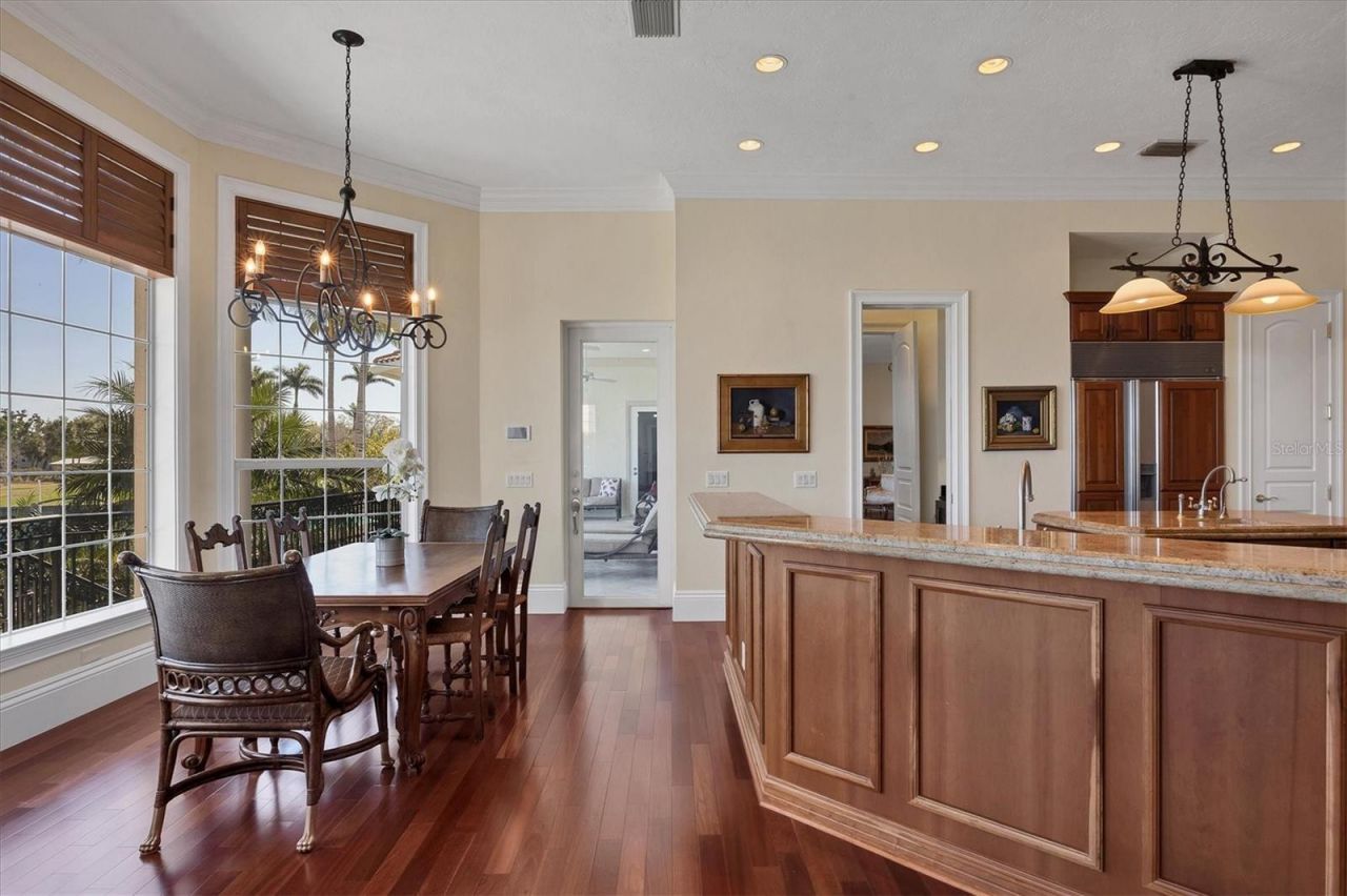 1137 N Lake Shore Drive, Sarasota, FL 34231 Photo