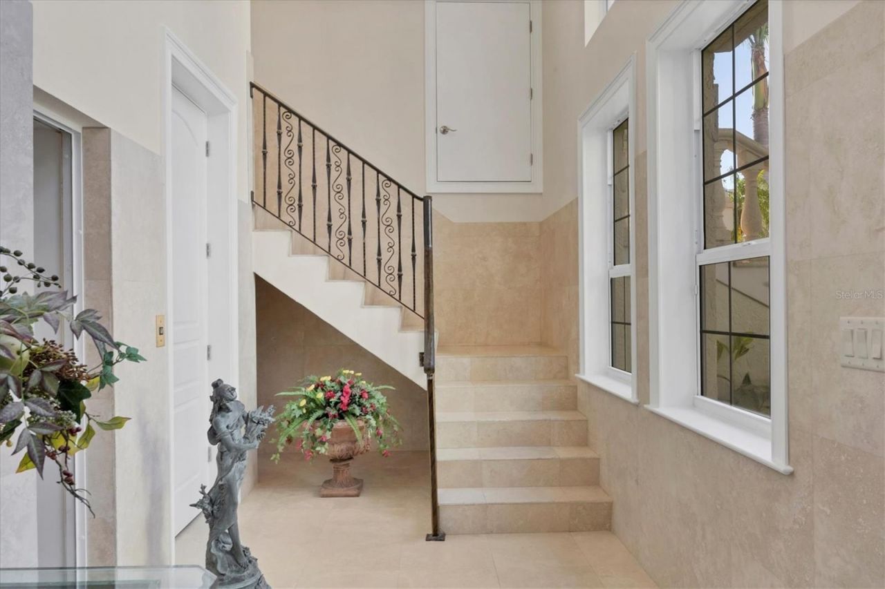 1137 N Lake Shore Drive, Sarasota, FL 34231 Photo