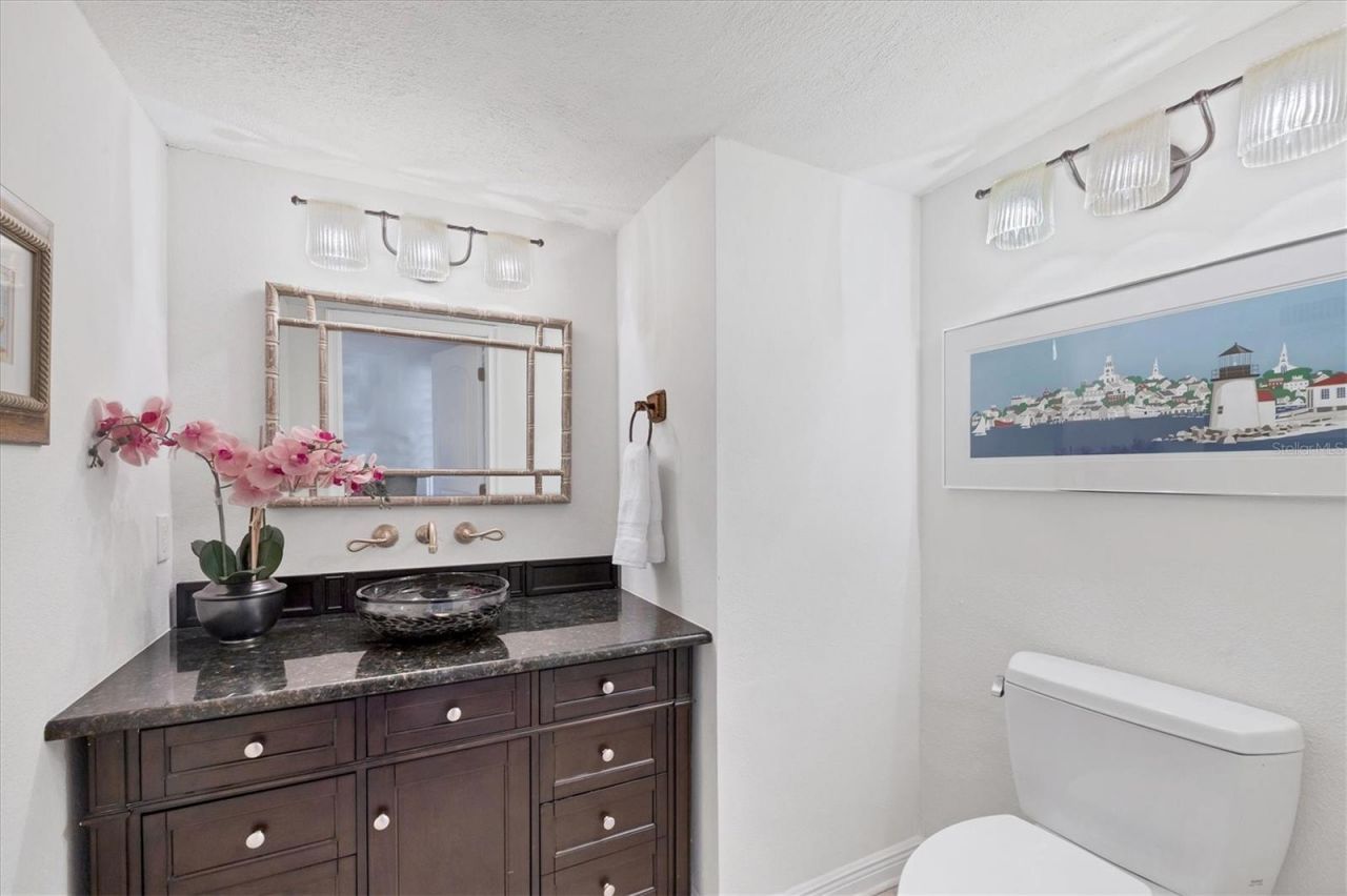 1137 N Lake Shore Drive, Sarasota, FL 34231 Photo