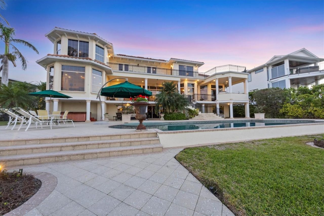 1137 N Lake Shore Drive, Sarasota, FL 34231 Photo