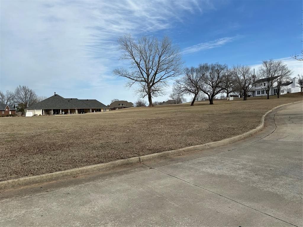 1 Country Club Road, Shawnee, OK 74801 Main Photo