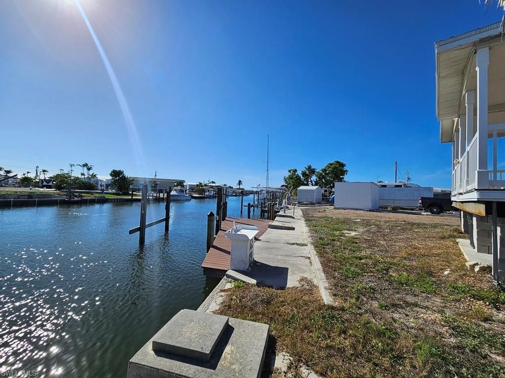 3763 Dewberry Ln, Saint James City, FL 33956 Photo