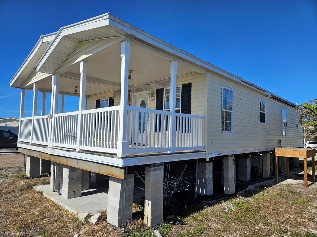 3763 Dewberry Ln, Saint James City, FL 33956 Photo