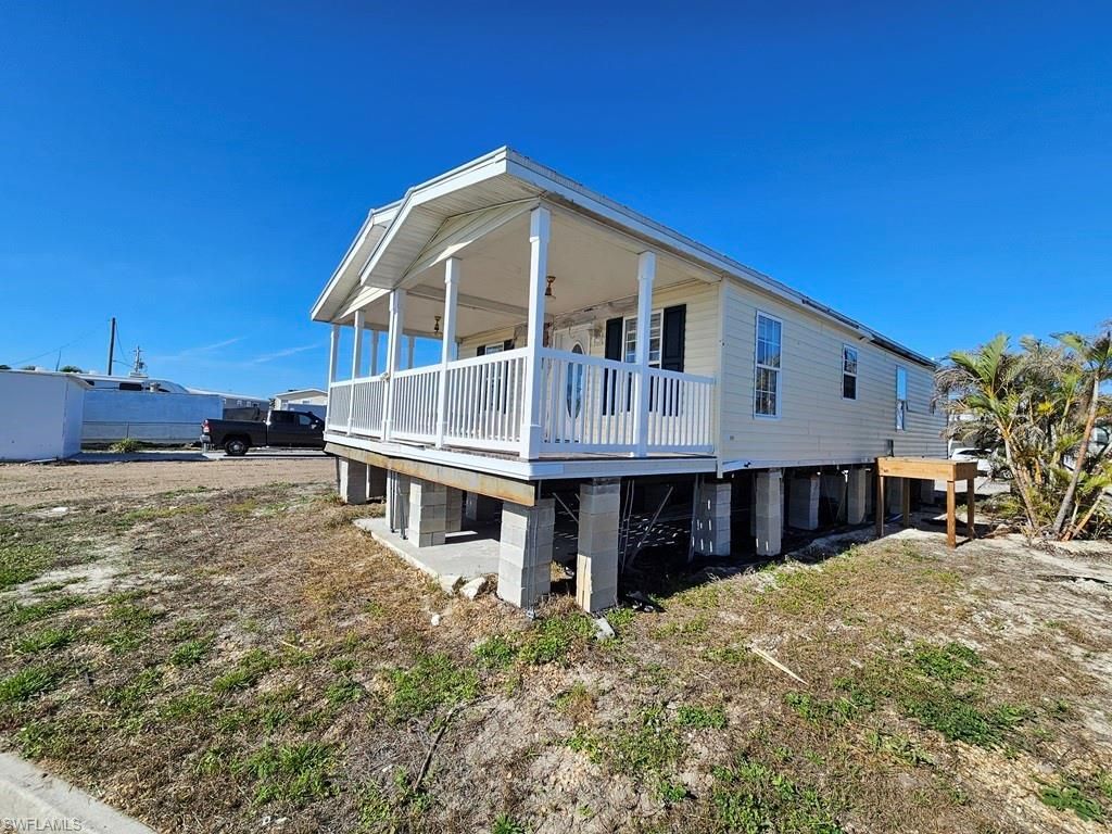 3763 Dewberry Ln, Saint James City, FL 33956 Photo