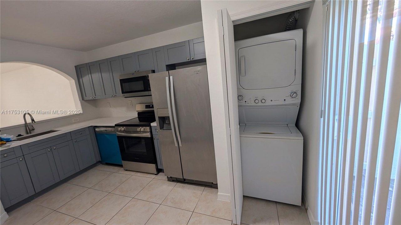 3395 NE 9th St, Unit 103, Homestead, FL 33033 Photo