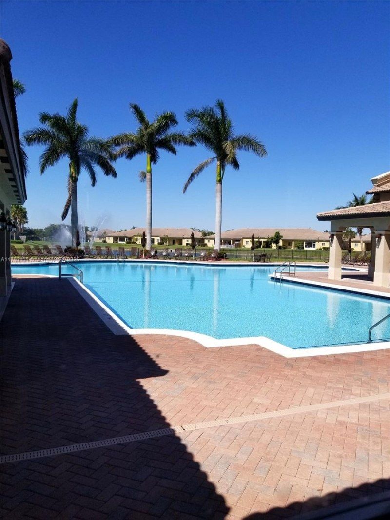 3395 NE 9th St, Unit 103, Homestead, FL 33033 Photo